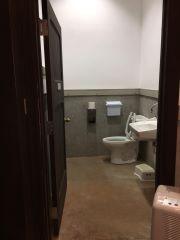 boathouse bathroom